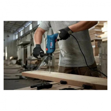 Дрель Bosch GSB 600 (06011A0320)