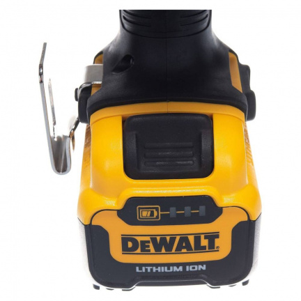 Аккумуляторный гайковерт DeWalt DCF903P1 ударный