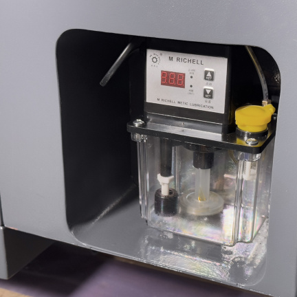 VISPROM SP210 CNC Токарный станок с ЧПУ с горизонтальной станиной
